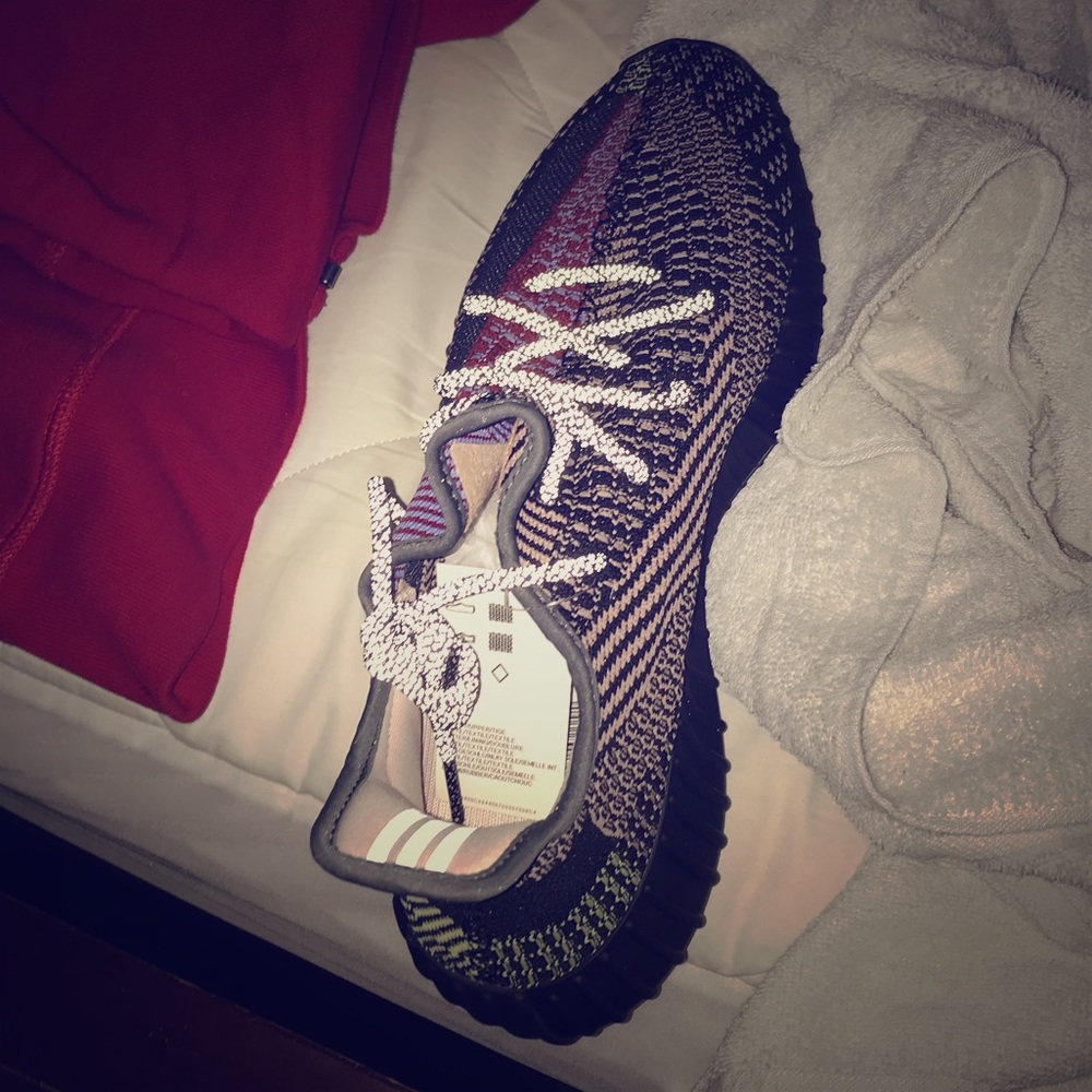 Yeezys 350 unused